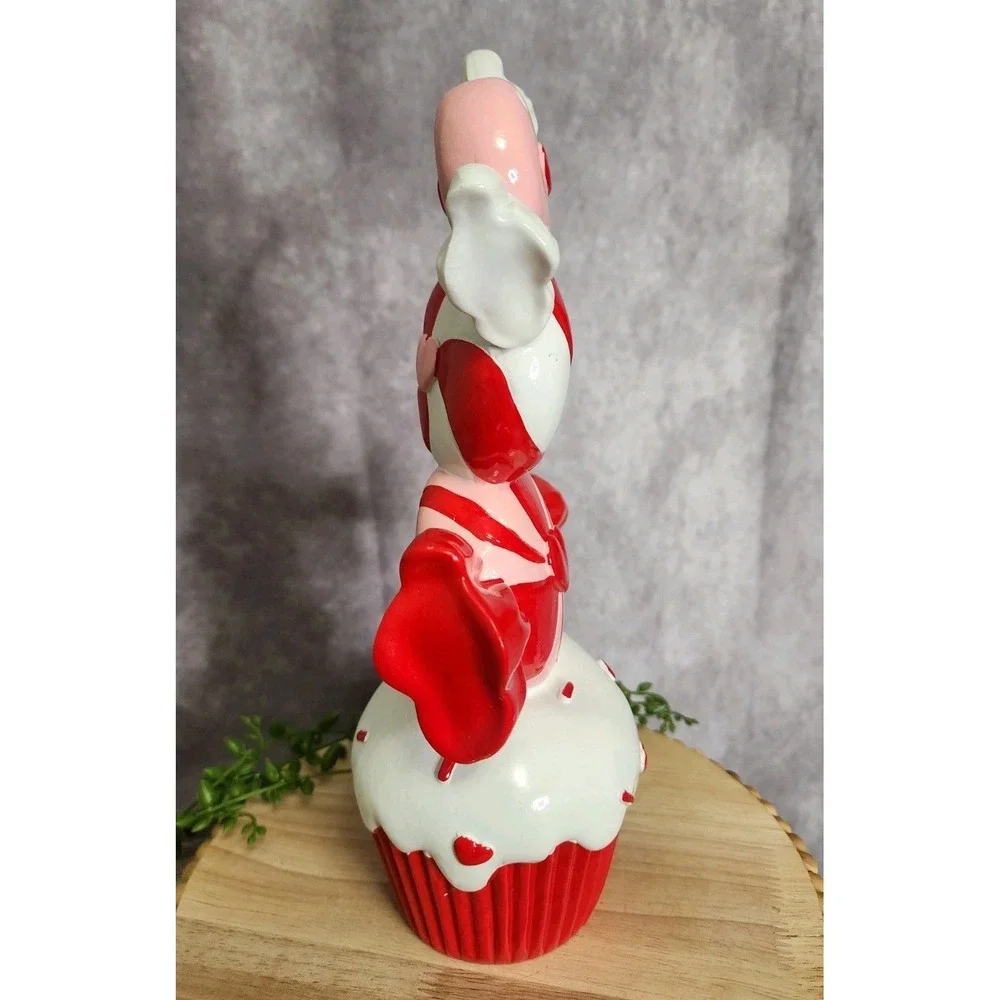 Christmas Cupcake Candy Stack Tabletop Figurine Hearts Candies Resin 12